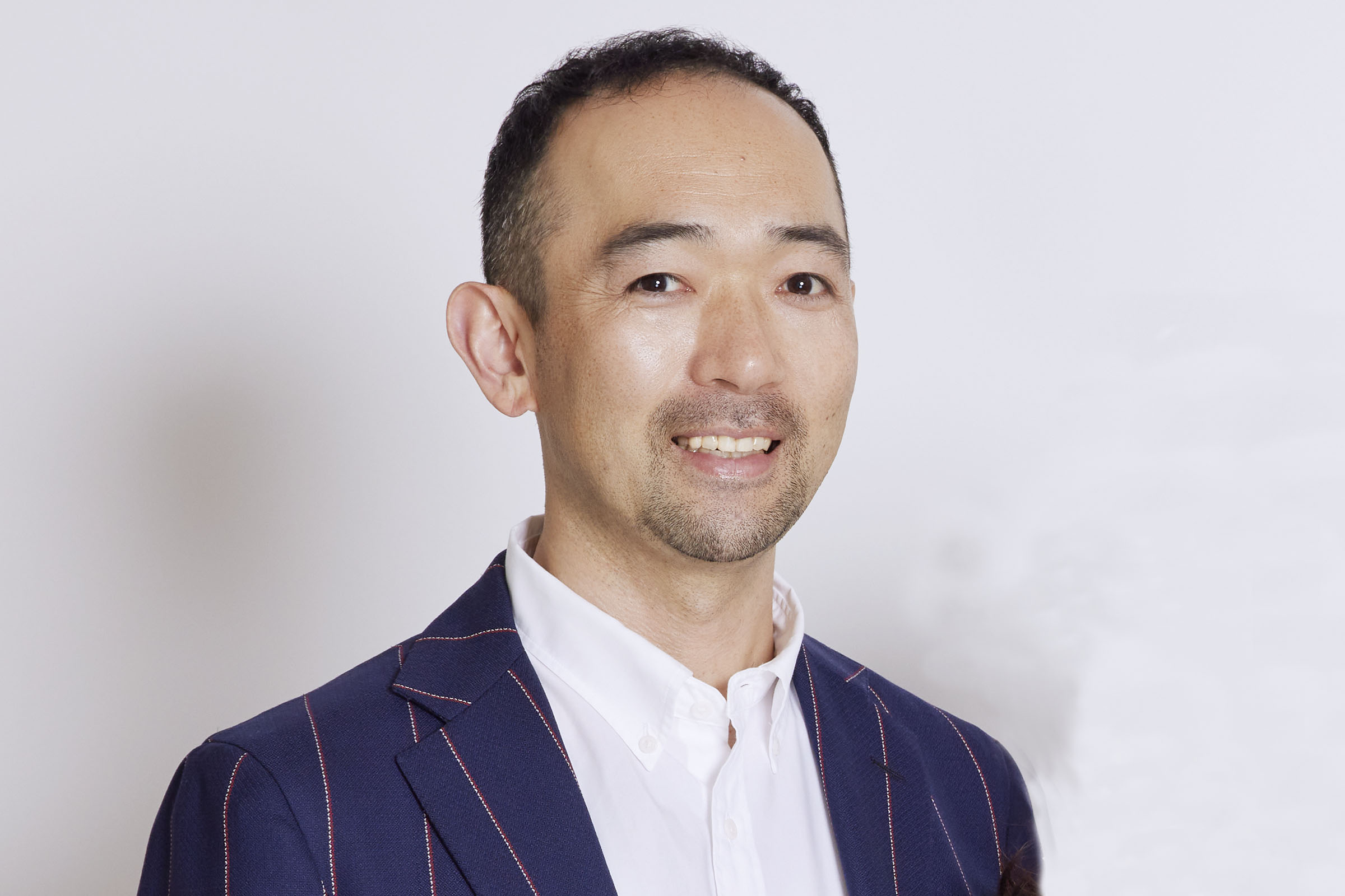 鏡晋吾 副会長